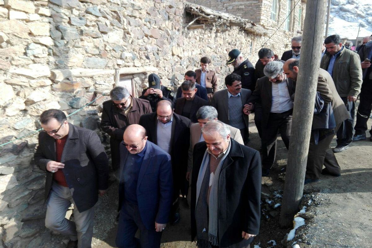 بازگشایی بازارچه مرزی سیف مهمترین مطالبه مردم سقز از مسئولان است