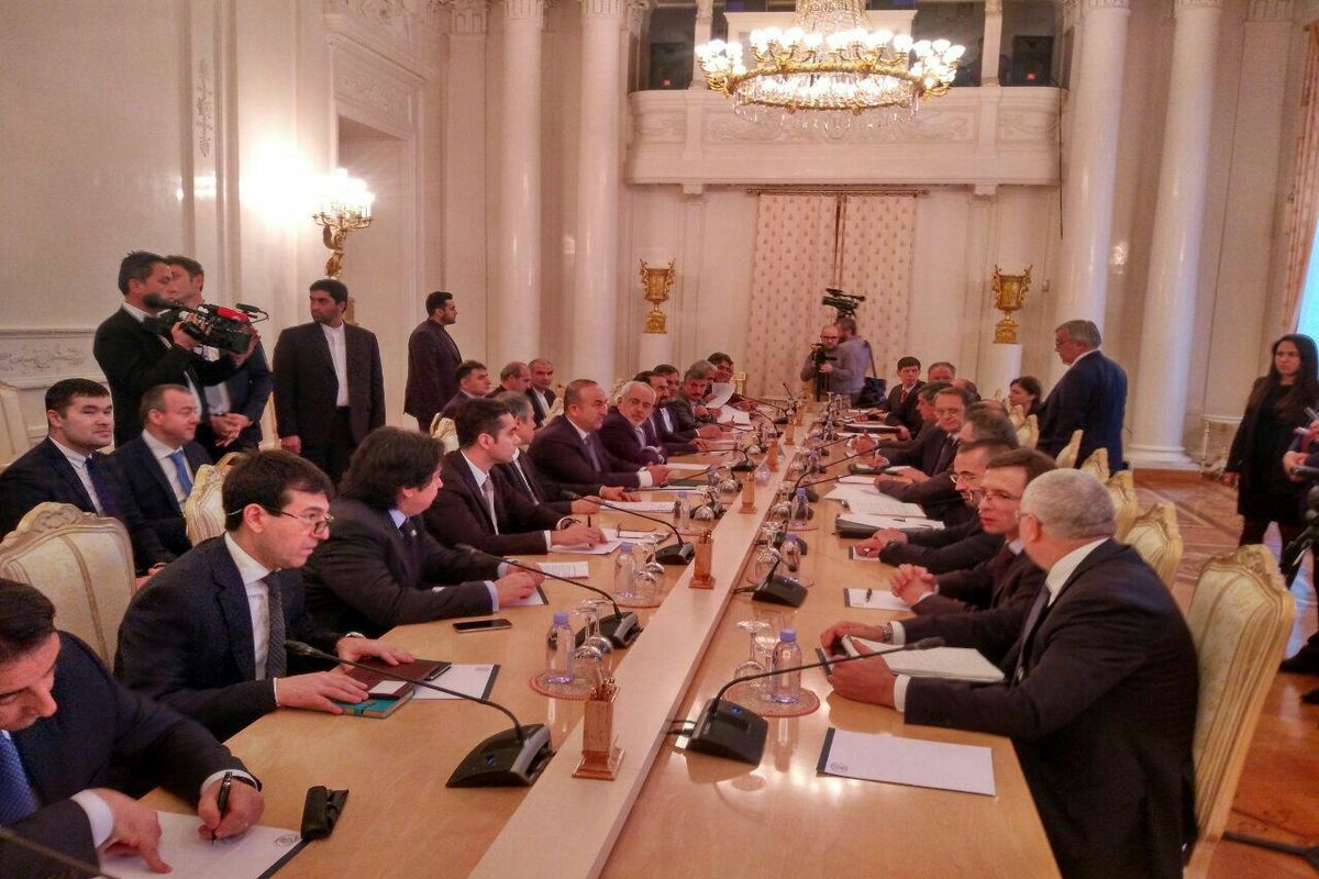 رفتار محافظ «ظریف» متاثر از ترور سفیر روسیه و کاملا طبیعی بود