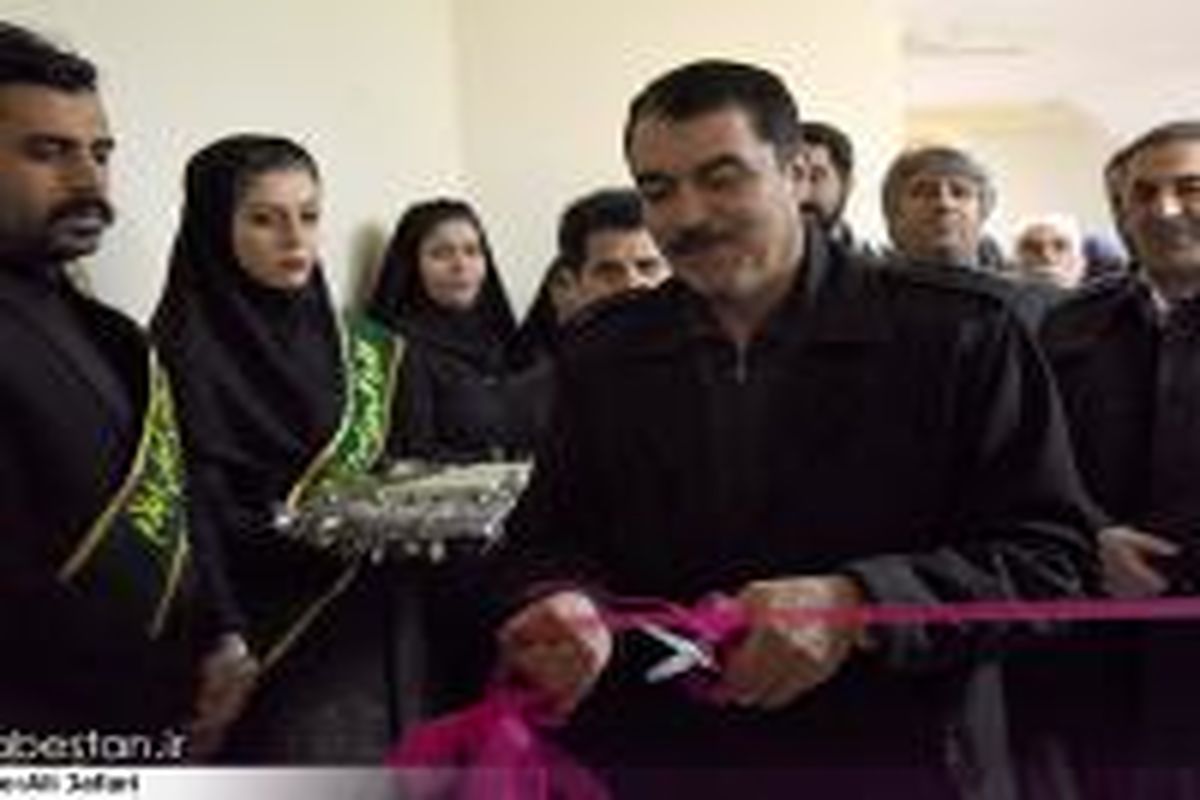 نمایشگاه دستاوردهای سازمان های مردم نهاد جوانان ایلام افتتاح شد