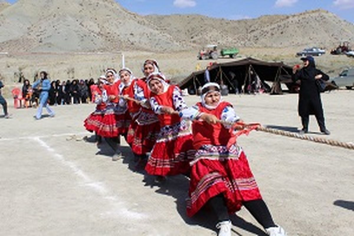 برگزاری جشنواره بازی های بومی و محلی شمال شرق کشور در روستای ارکان بجنورد به مناسبت دهه مبارک فجر