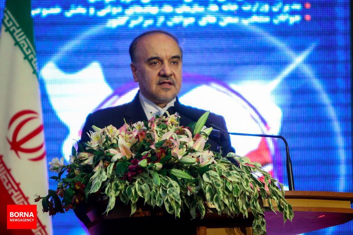 فدراسیون کشتی از سلطانی فر قدردانی کرد