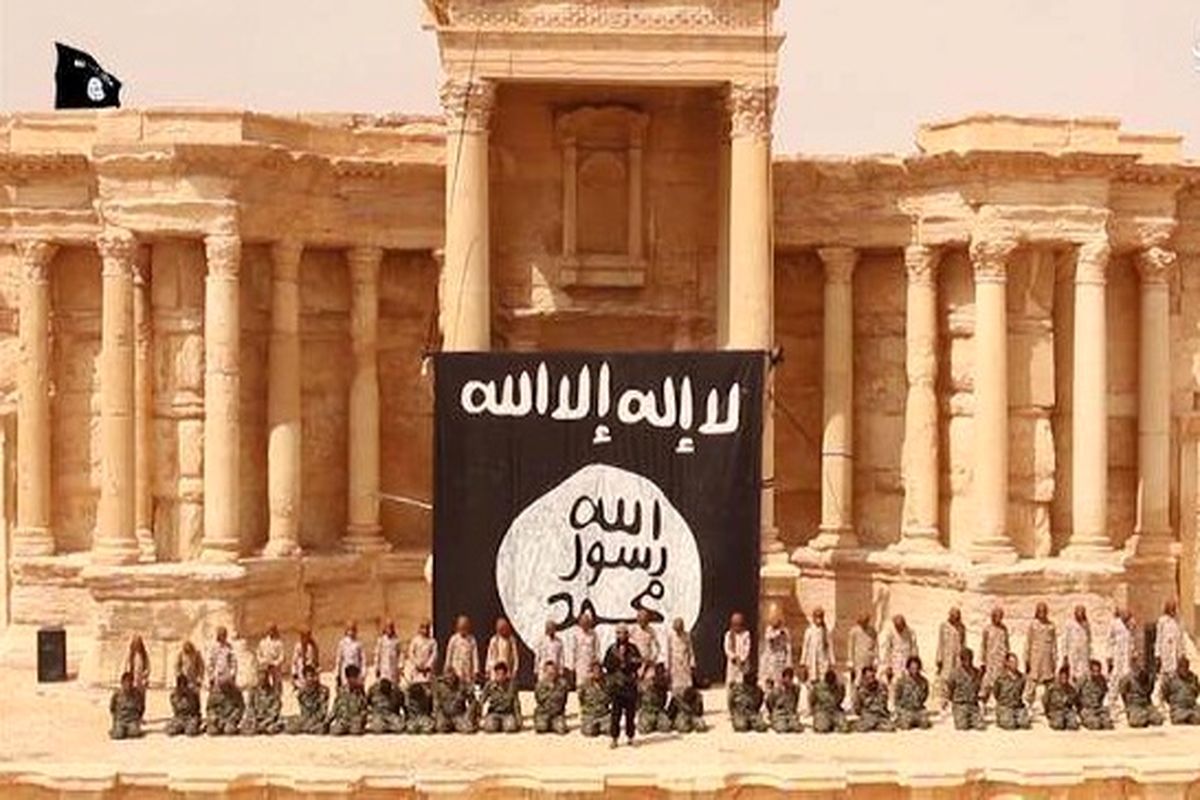 داعش ۱۵ عراقی را زنده سوزاند