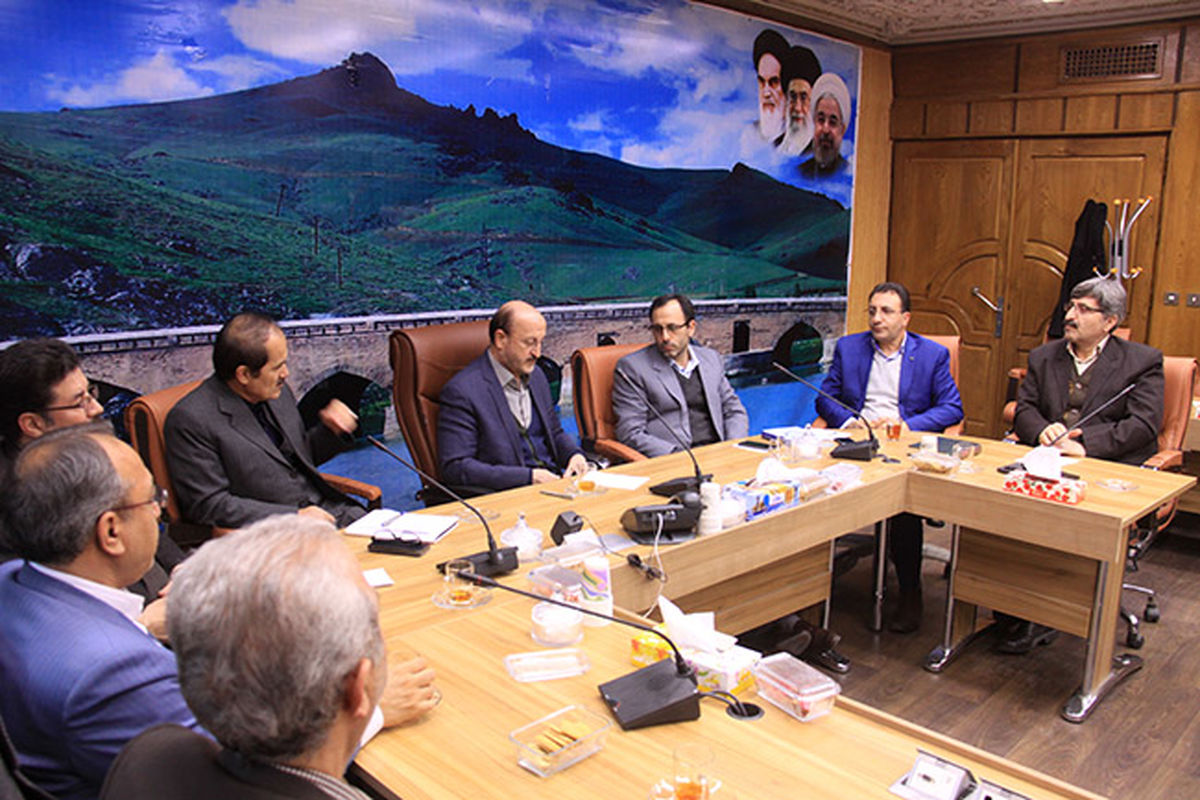 فرهنگ غنی کردستان باید از طریق رسانه ملی به جامعه معرفی شود