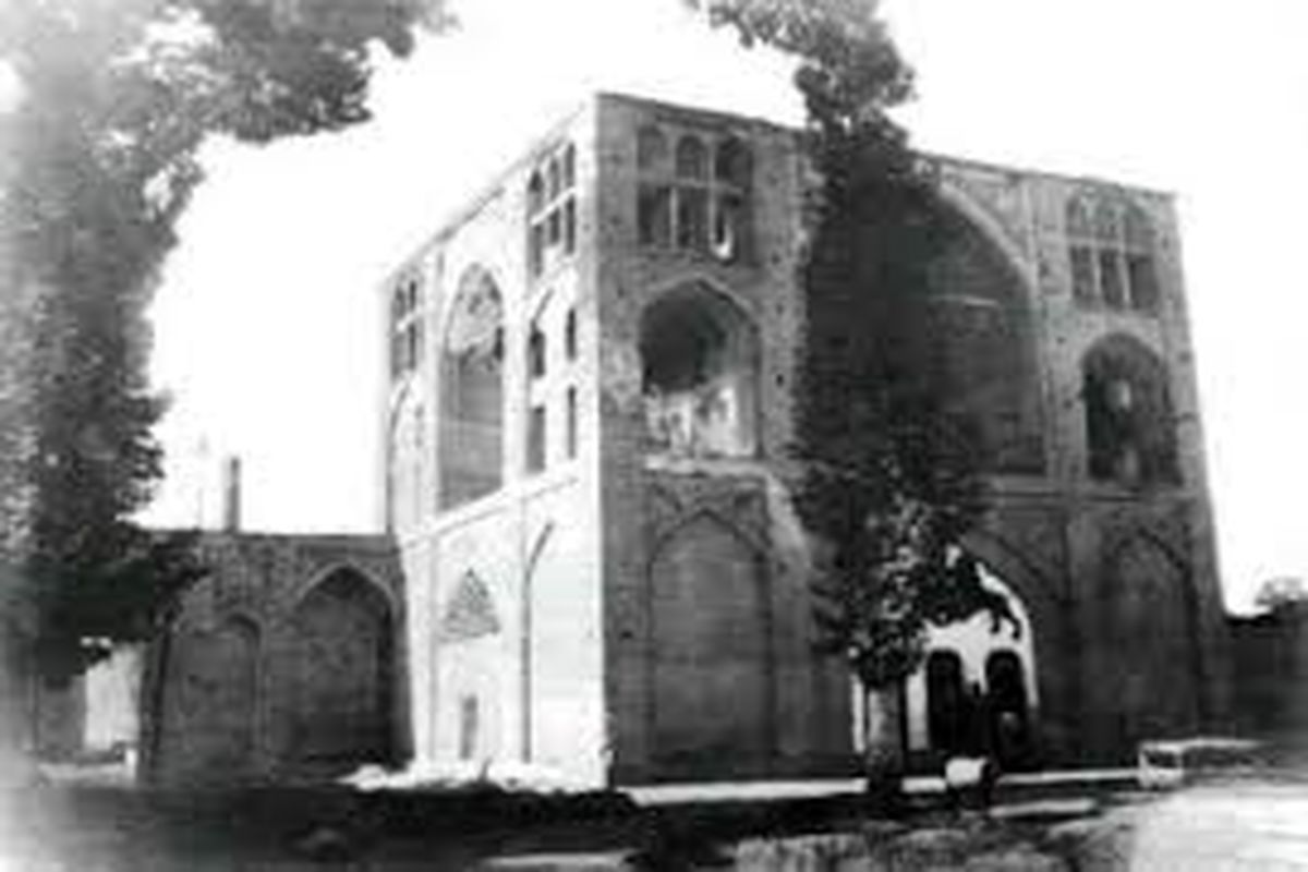 تصویب طرح بازسازی کاخ جهان نما در اصفهان