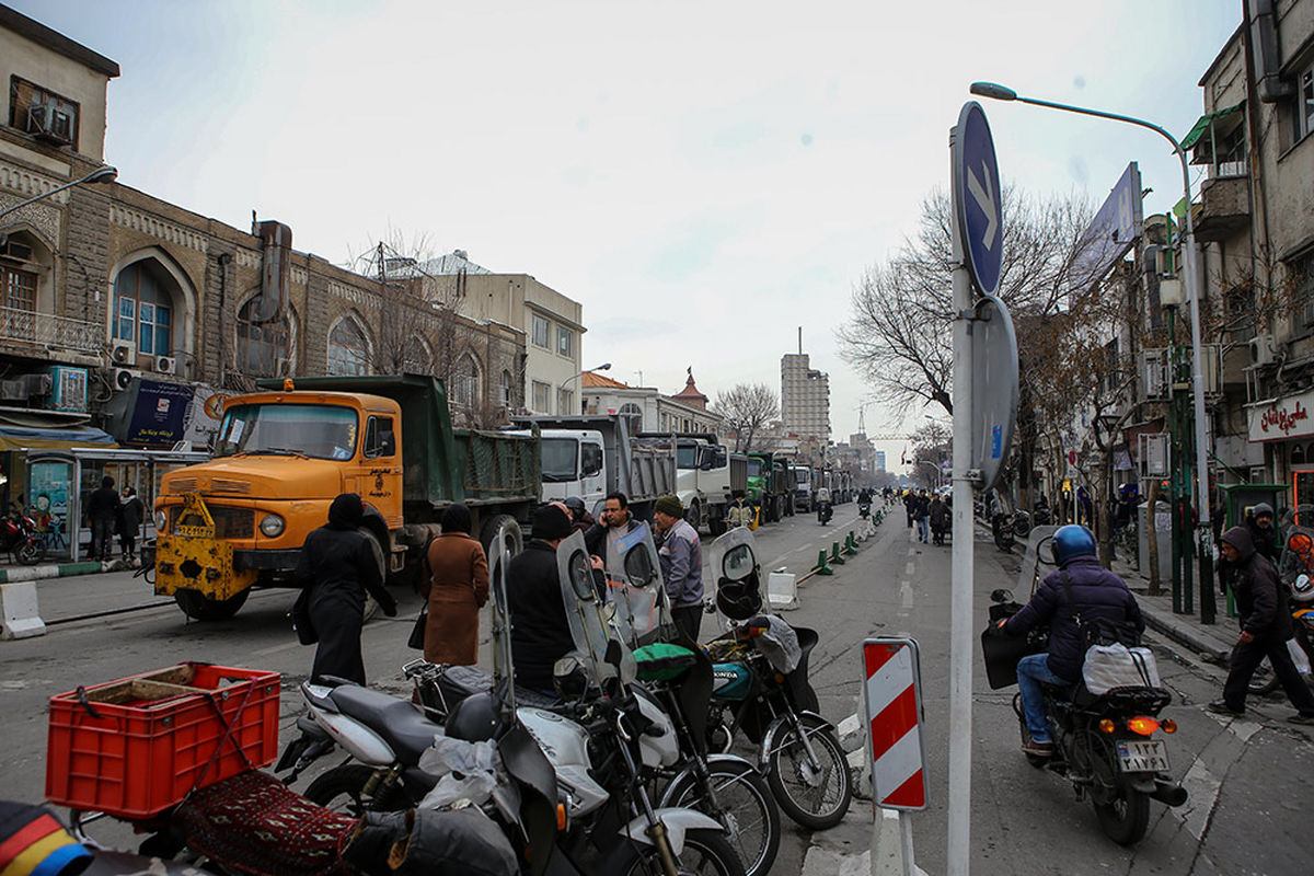 بازگشایی مسیرهای مسدود شده در پی حادثه پلاسکو