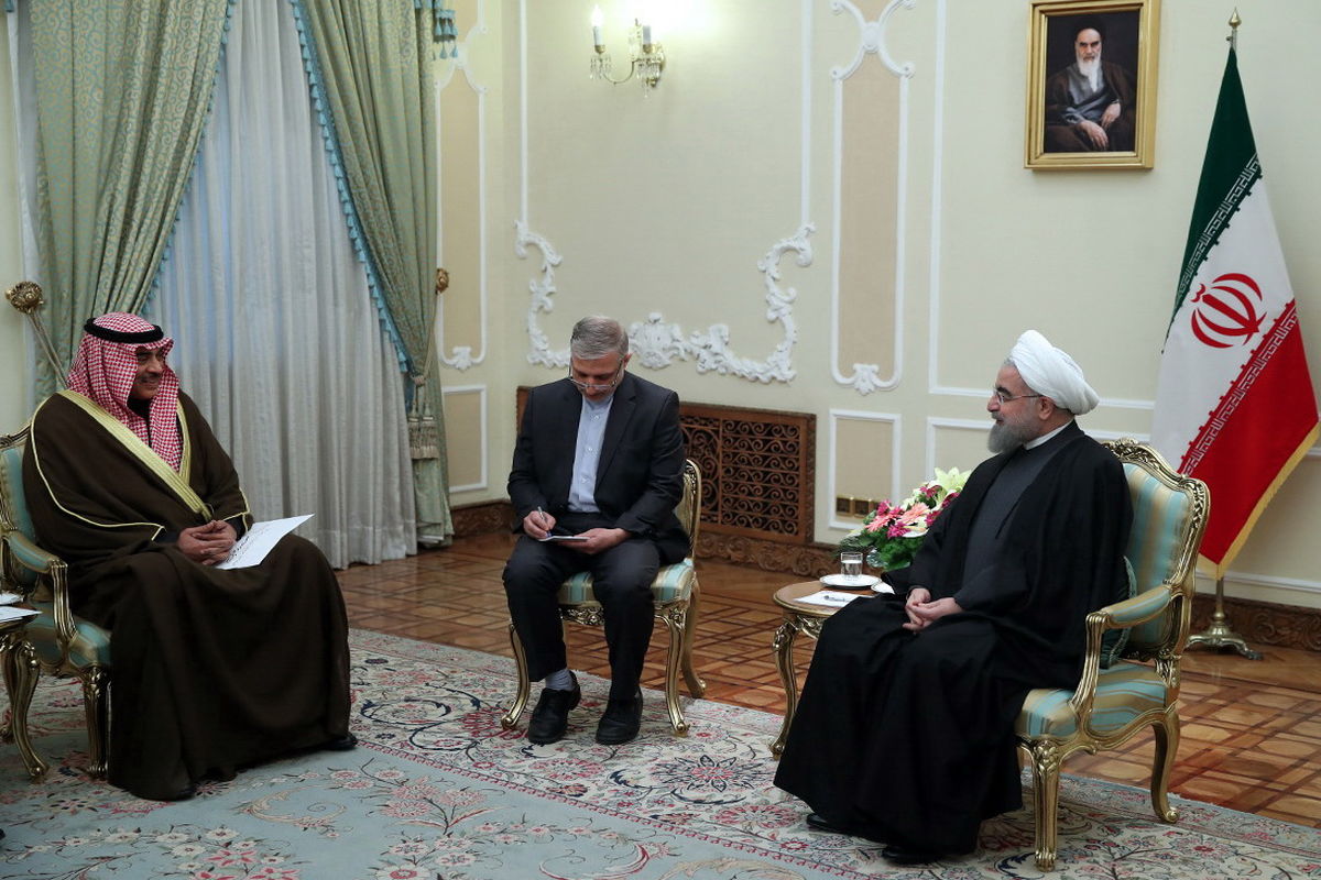 سیاست ایران توسعه هر چه بیشتر روابط با کشورهای مسلمان و همسایه است/ تسلیم پیام کتبی امیر کویت به دکتر روحانی