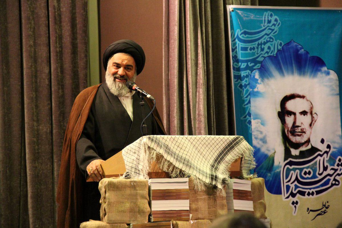 عظمت امروز ایران از برکات خون شهدا است