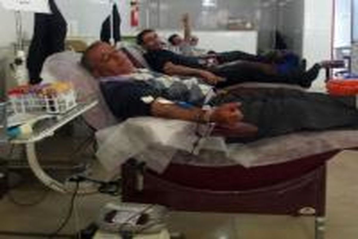 کارکنان اداره کل ورزش و جوانان استان اردبیل خون اهدا کردند