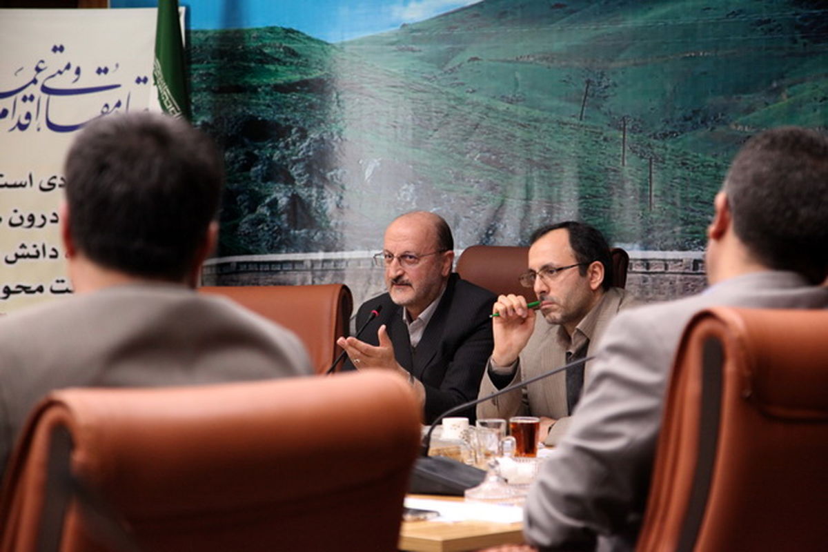 تلاش کردیم به دور از شعار و شعارزدگی عمل کنیم