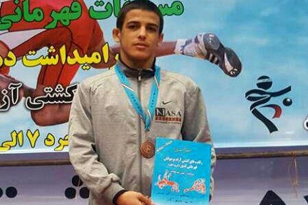 کشتی گیر آزادکار کردستانی به تیم ملی کشتی نوجوانان دعوت شد