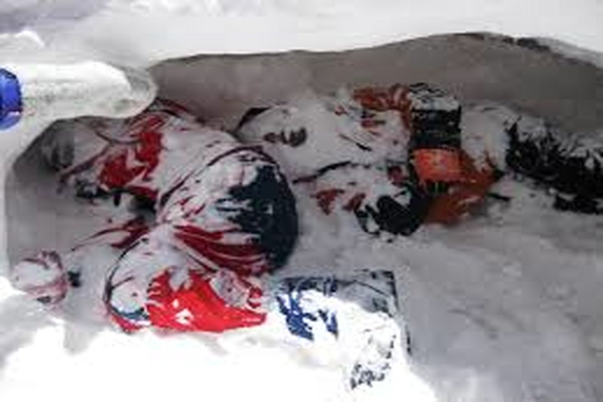 ۴ کوهنورد اصفهانی در ارتفاعات شاخ پریز دروود گرفتار شدند