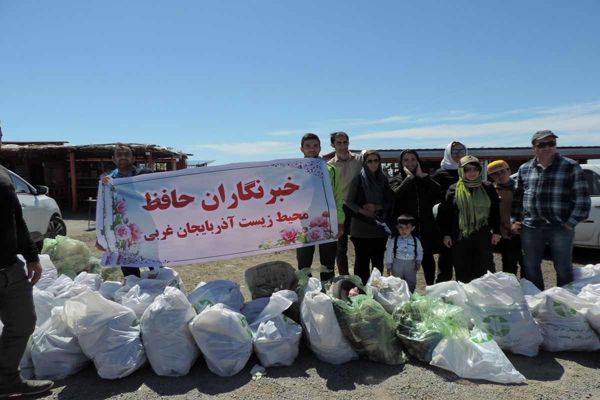 مهربانی خبرنگاران و دوستداران محیط زیست در حق دریاچه ارومیه