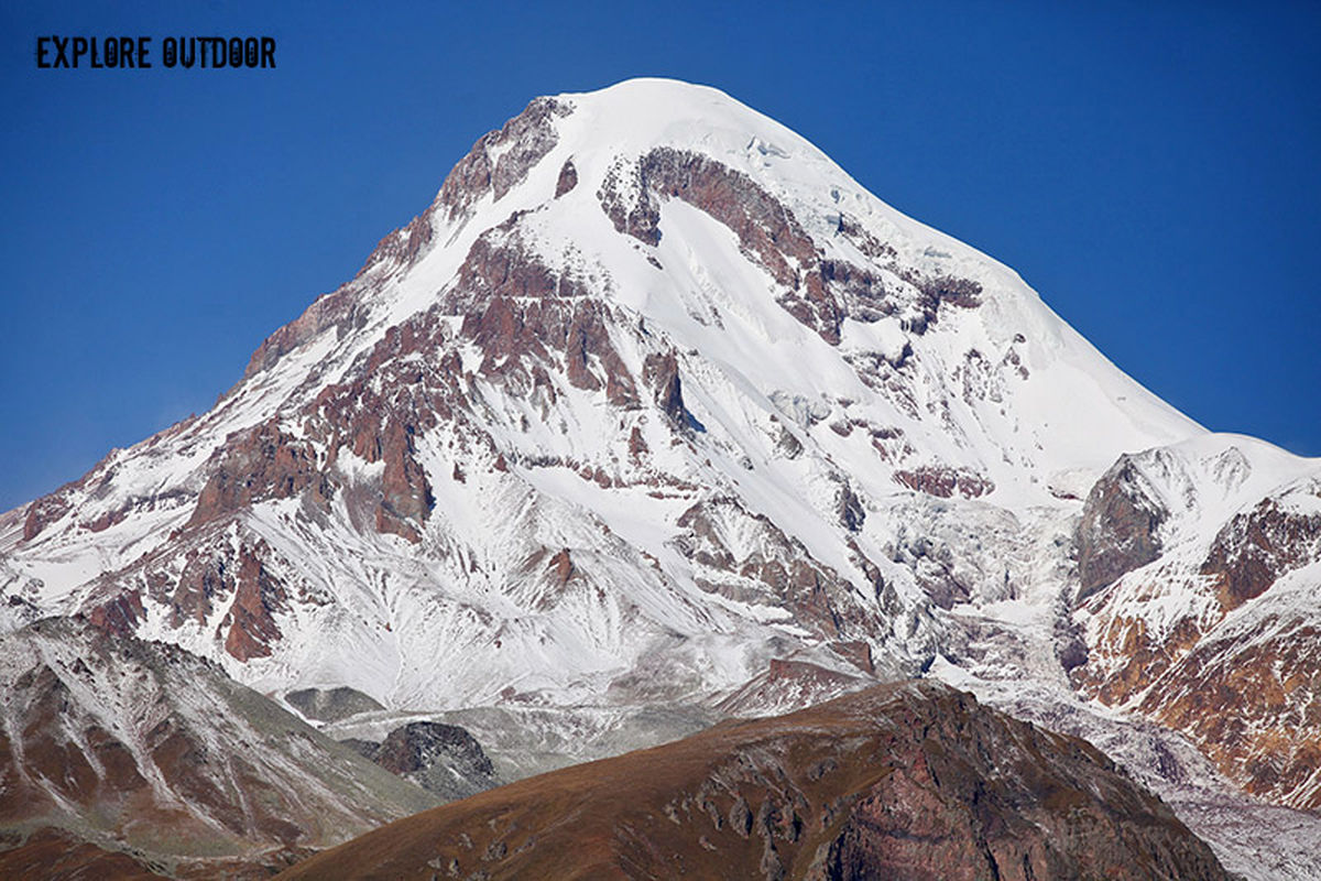 صعود نماینده خراسان شمالی به قله کازبک در کشور گرجستان