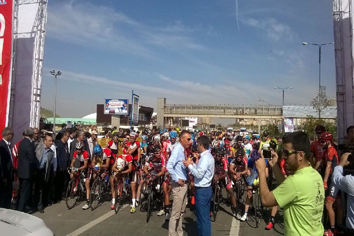 تور بین‌المللی دوچرخه‌سواری ایران- آذربایجان آغاز شد