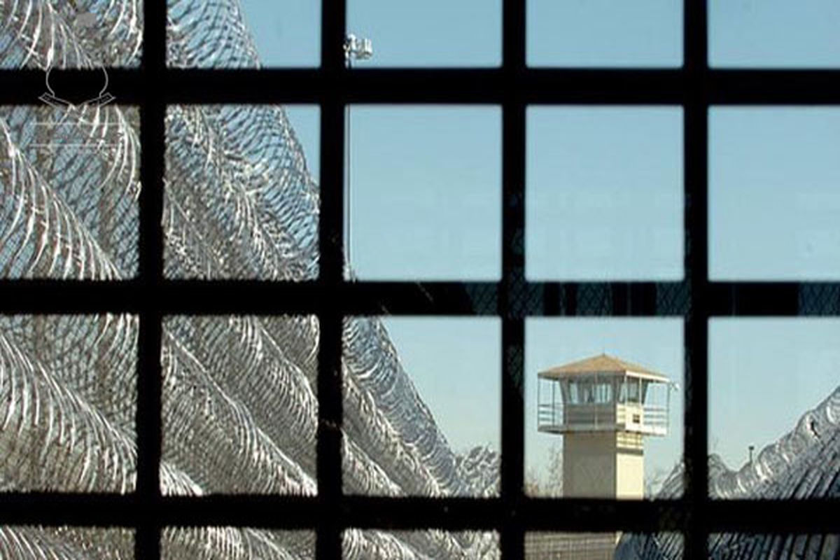 آزادی ۱۱ نفر از مددجویان محکومیت مالی از زندان جیرفت