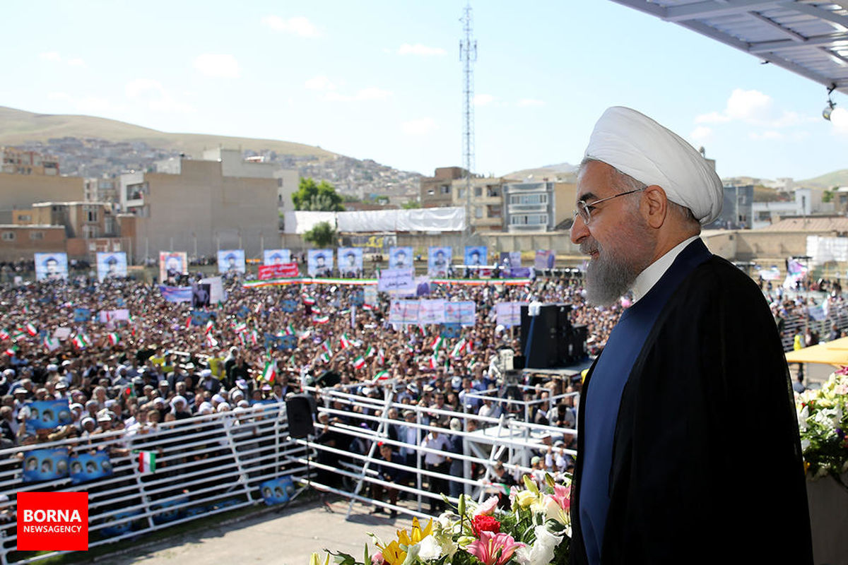 روحانی:قرار است مراکزی در آذربایجان شرقی، غربی، اردبیل و... تأسیس شود که مردم بتوانند زبان مادری خود را به خوبی بیاموزند