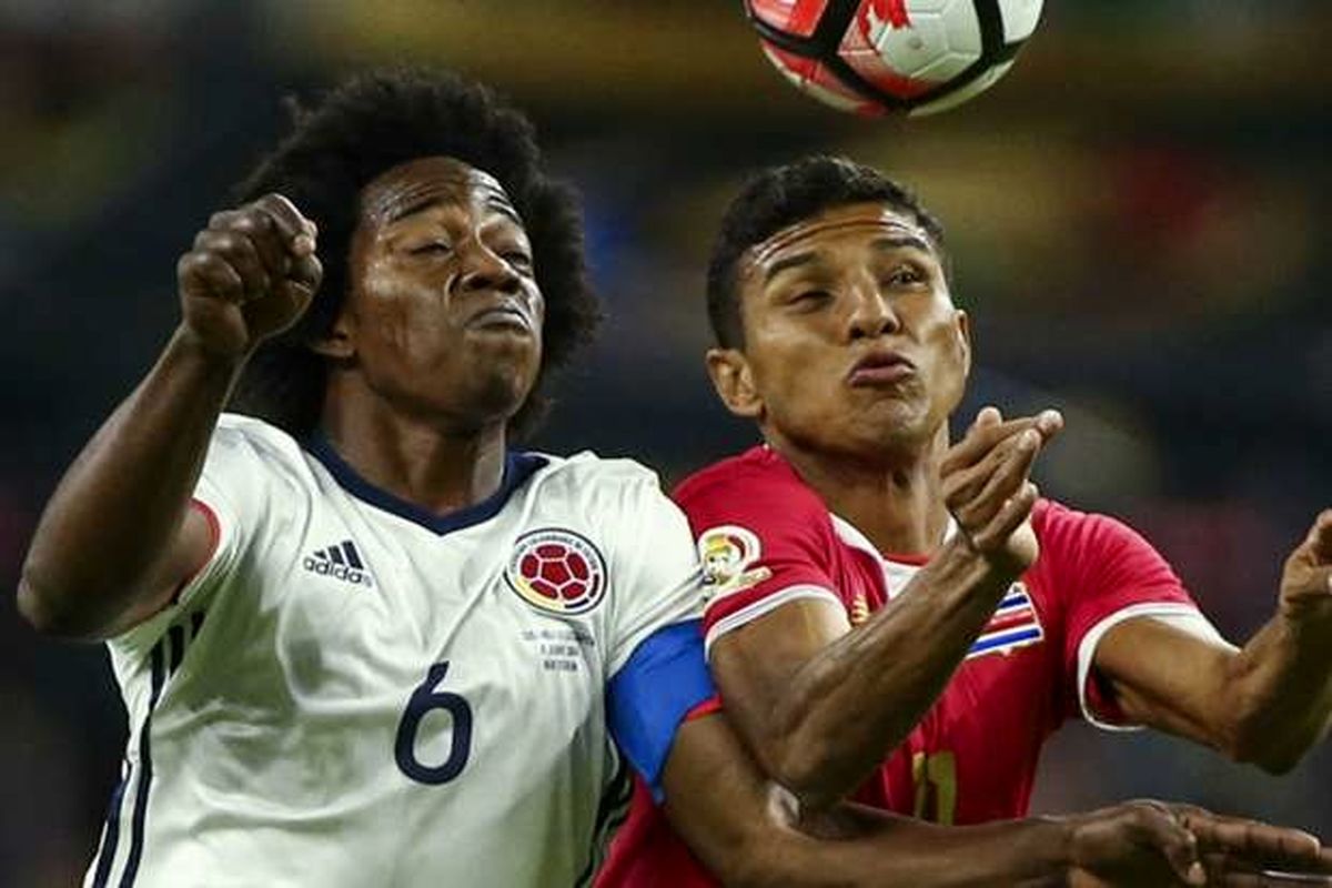 آمریکا و کلمبیا به یک‌چهارم صعود کردند