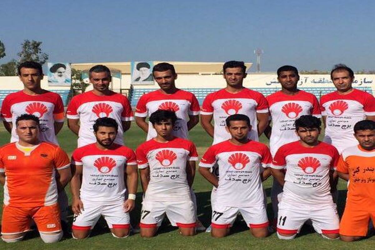 رقابت‌های لیگ فوتبال جزیره کیش برگزار شد/ سپیدان نایب قهرمان شد