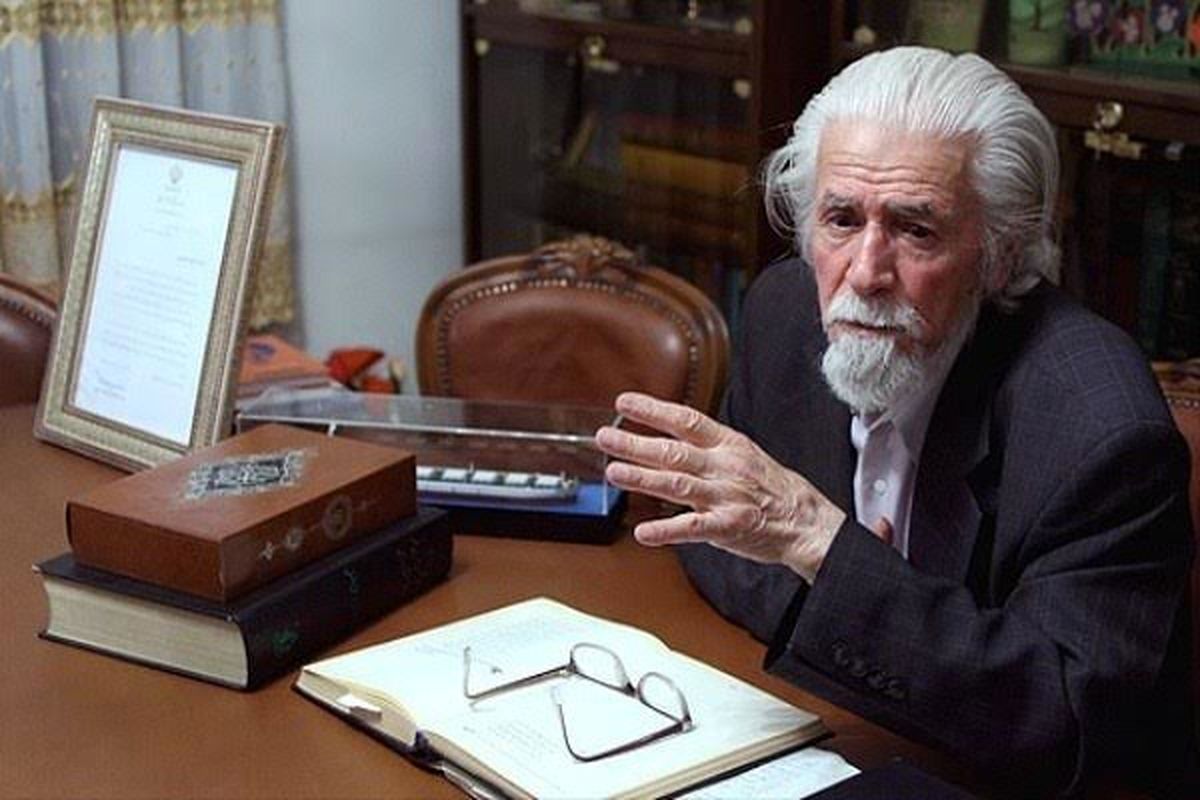 پخش «شاعر سپیده» به مناسبت درگذشت استاد حمید سبزواری