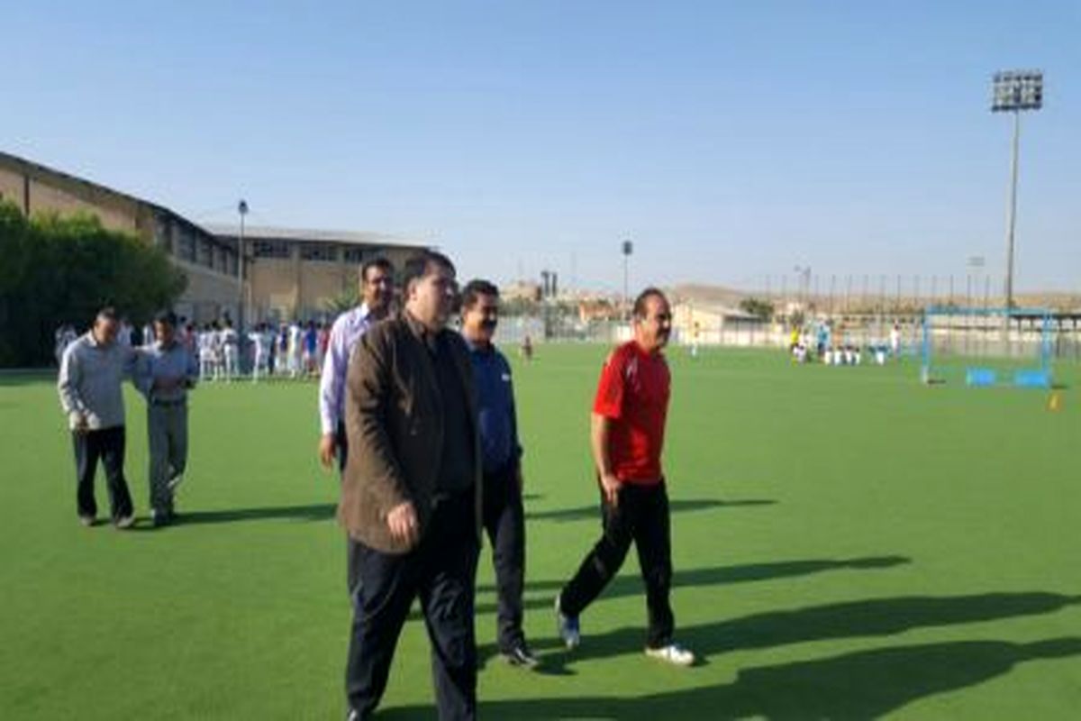 مدیر کل ورزش و جوانان استان از مجموعه ورزشی شهید بشارت گچساران دیدن کرد