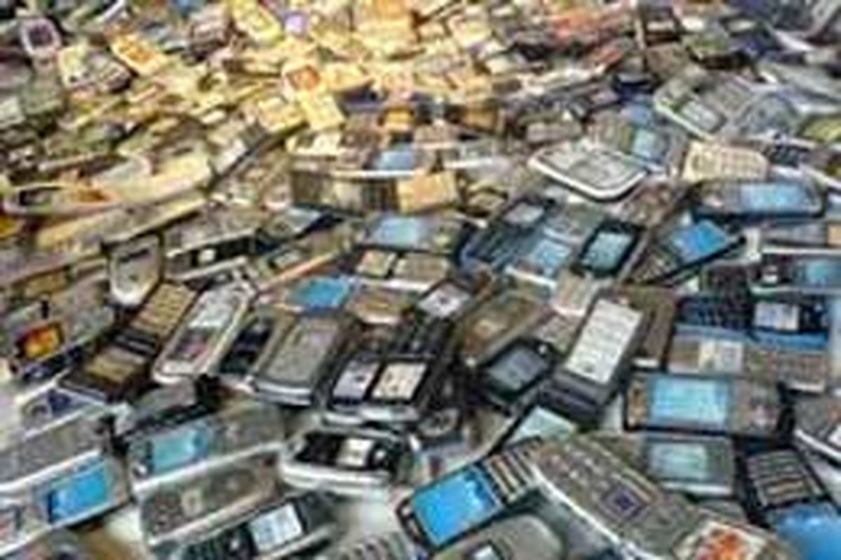 محموله میلیاردی گوشی های قاچاق در ارومیه کشف شد