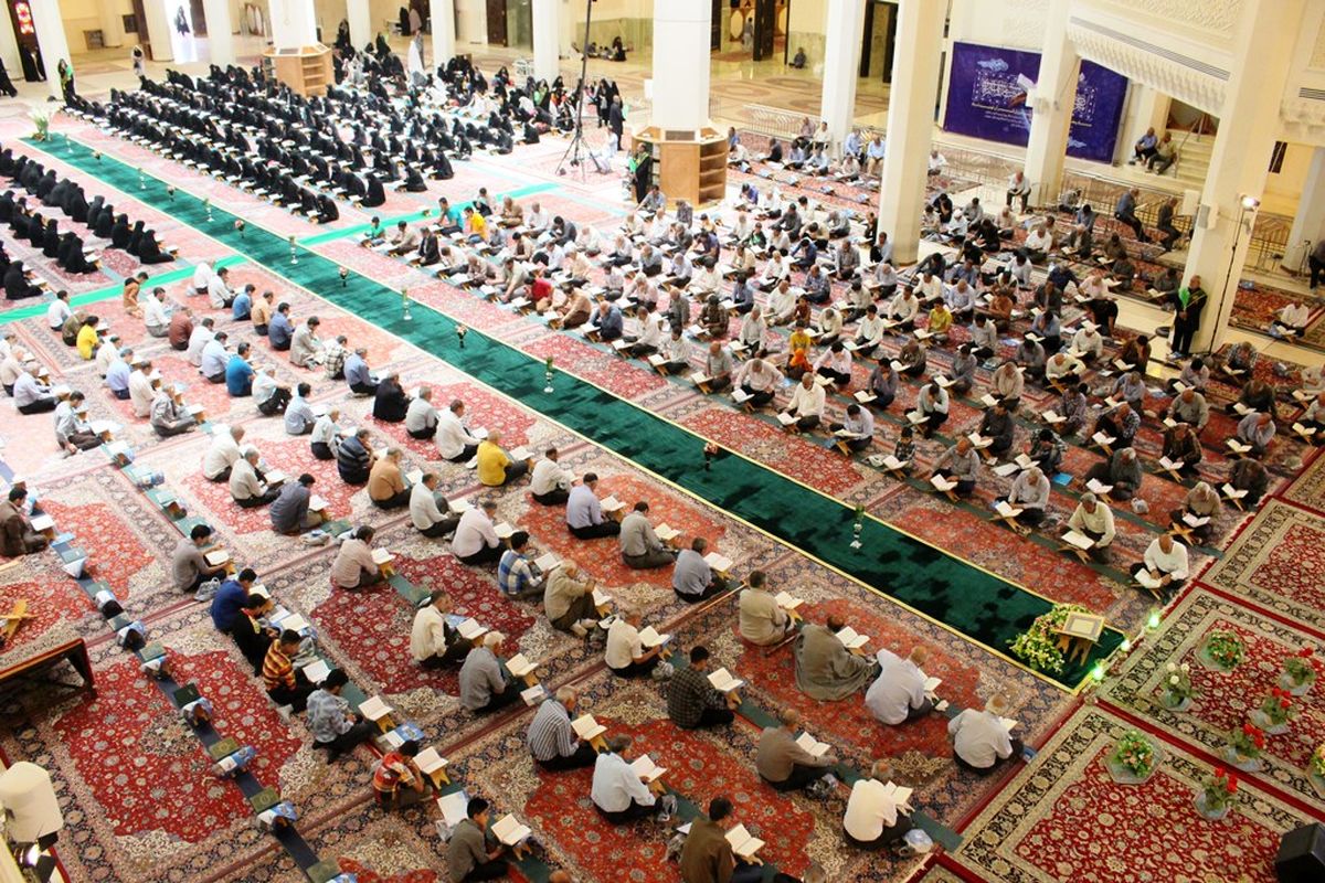 برگزاری محفل ترتیل خوانی قرآن باحضور جامعه ورزش و جوانان فارس