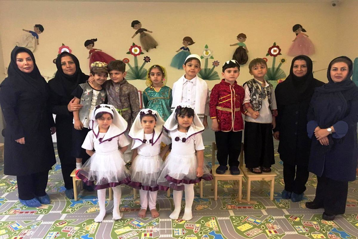 نمایشگاه مسابقه نقاشی در مهدهای کودک شهرستان شهریار