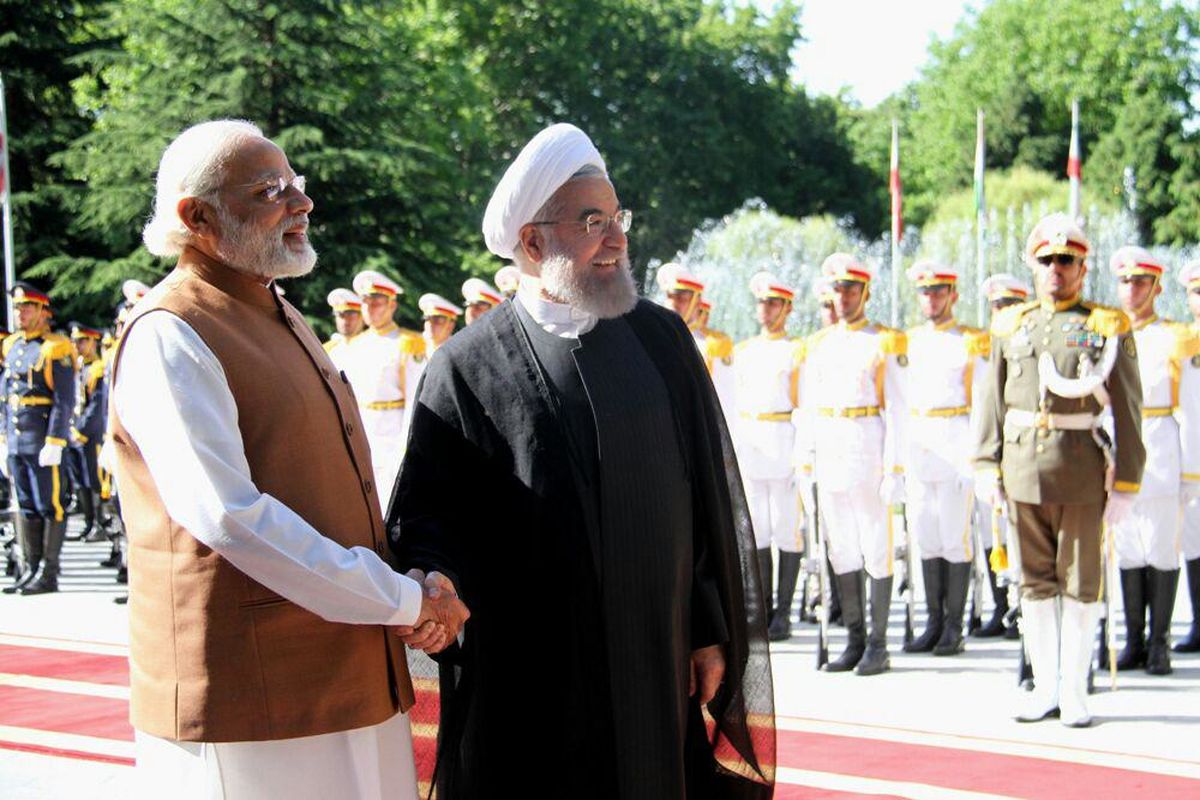 ایران و هند ۱۲ سند و موافقتنامه همکاری امضا کردند