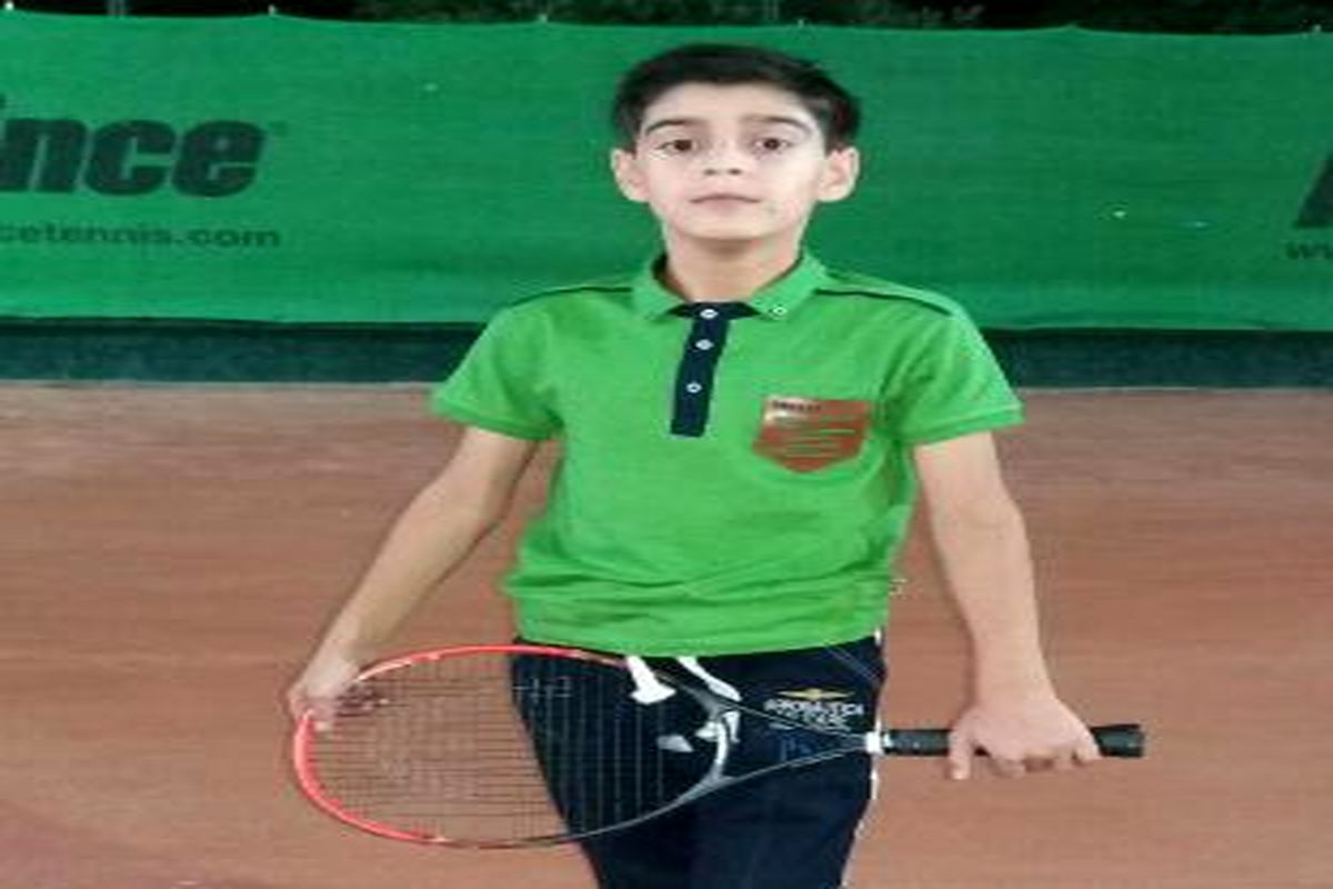 درخشش تنیس باز نوجوان لرستانی در مسابقات کشوری