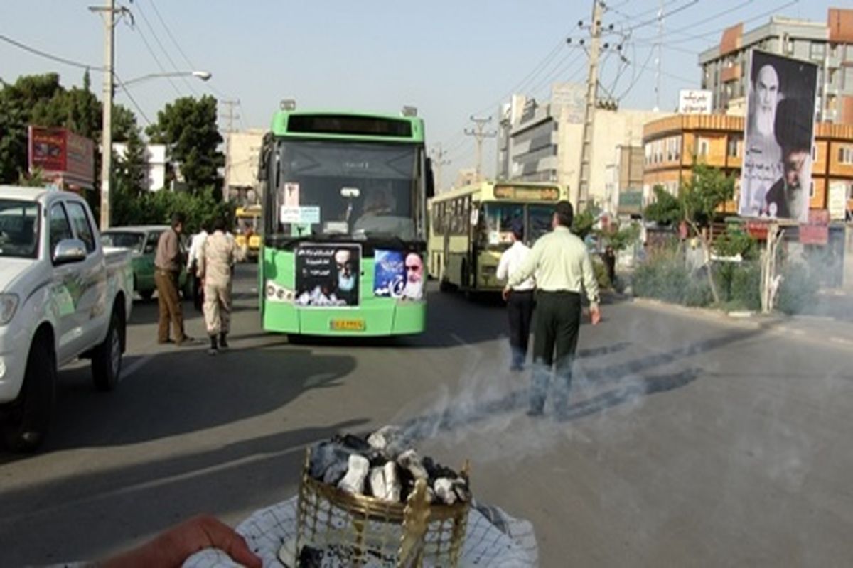 ناوگان حمل ونقل عمومی آماده انتقال زائران به مرقد امام(ره)