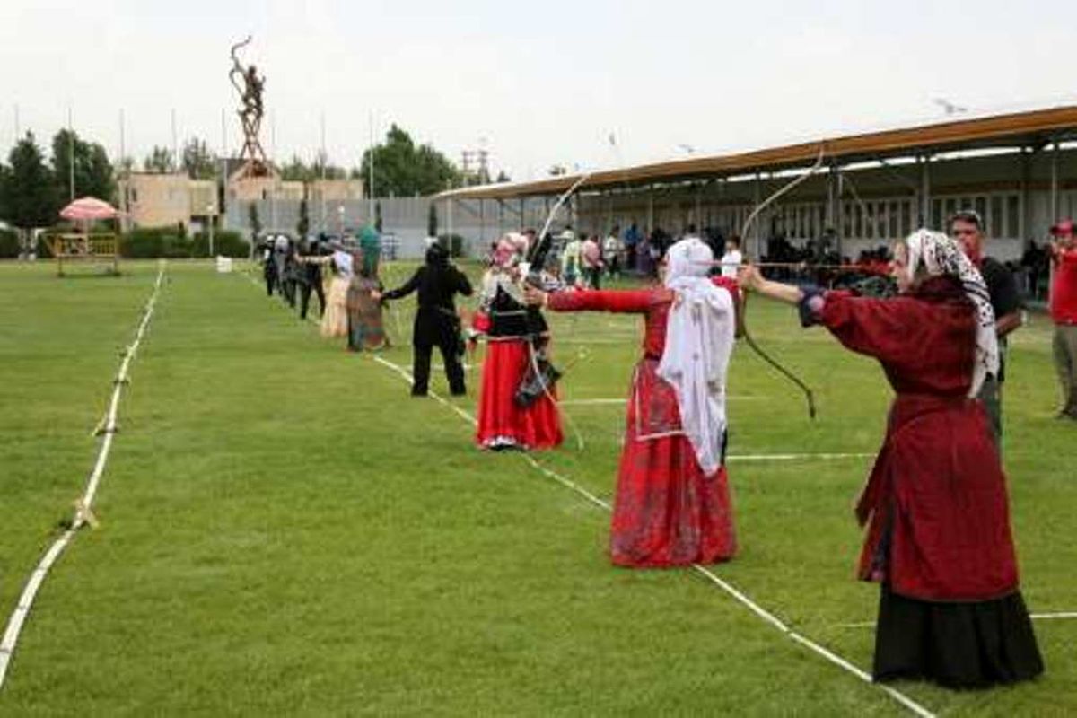 برگزاری رقابت های تیراندازی با کمان سنتی درشیراز