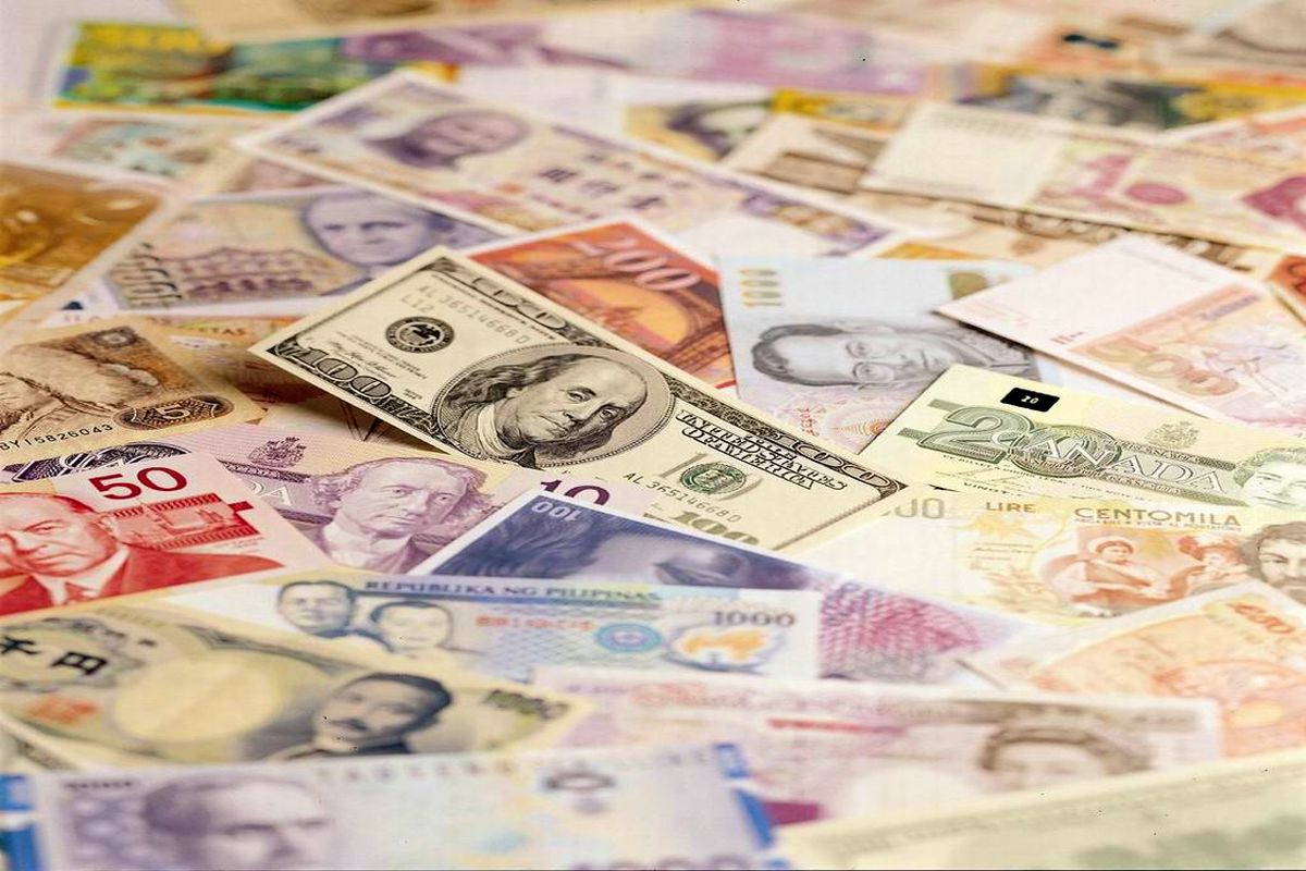 ارزش دلار و پوند افزایش و یورو کاهش یافت