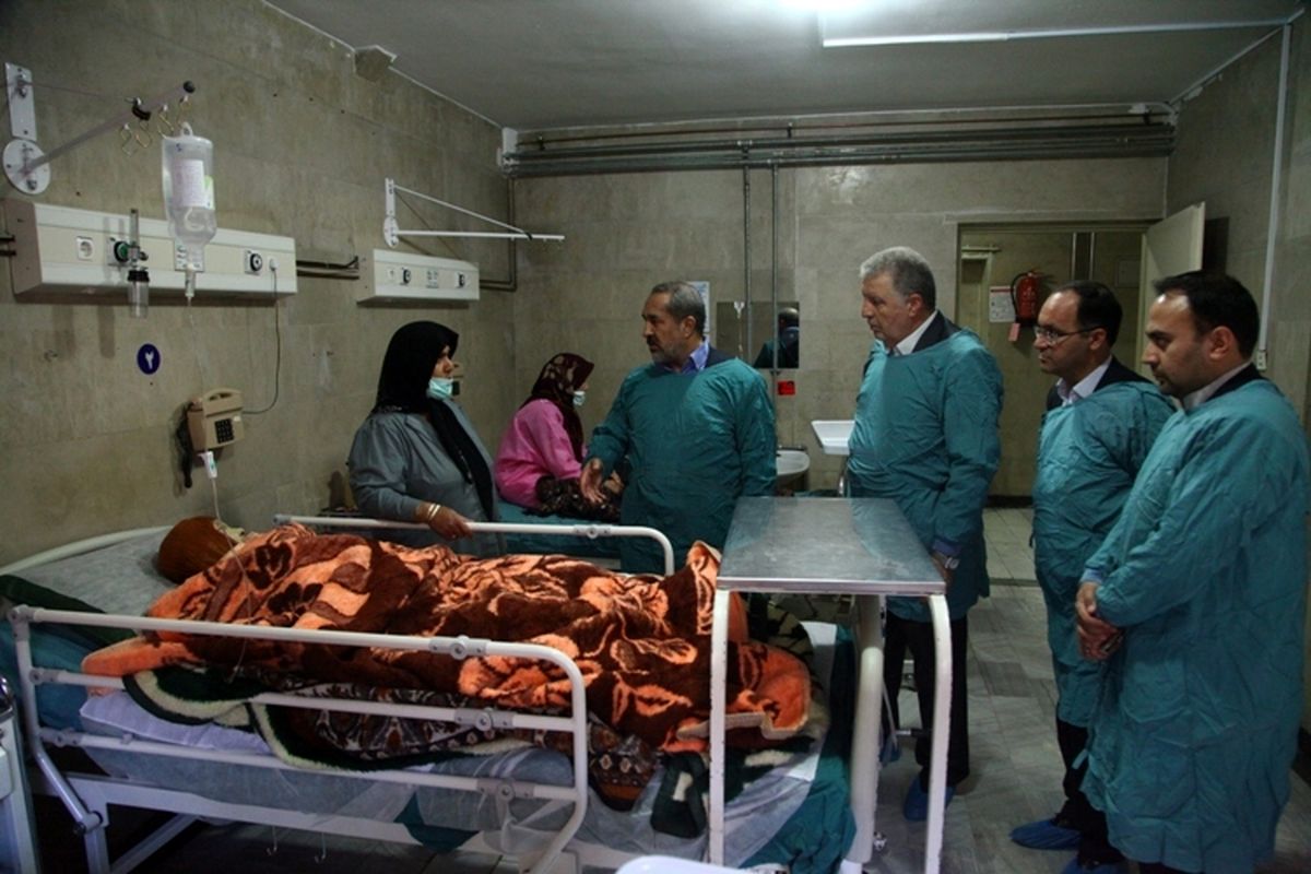 معاونین استاندار آذربایجان غربی از مصدومان حادثه روستای شوریک خوی عیادت کردند