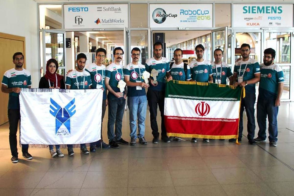 تیم MRL دانشگاه آزاد اسلامی قزوین پرافتخارترین تیم مسابقات لقب گرفت
