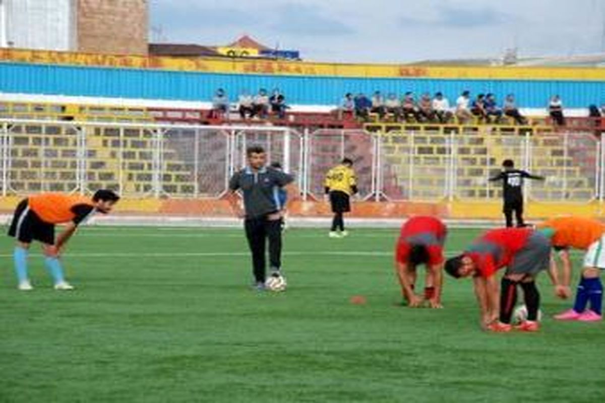 برگزاری اولین دوره آموزش مربیان فوتبال کشور در البرز