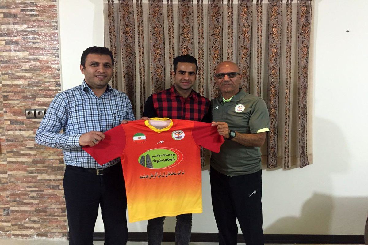 هافبک مشهدی‌ها به خونه‌به‌خونه پیوست