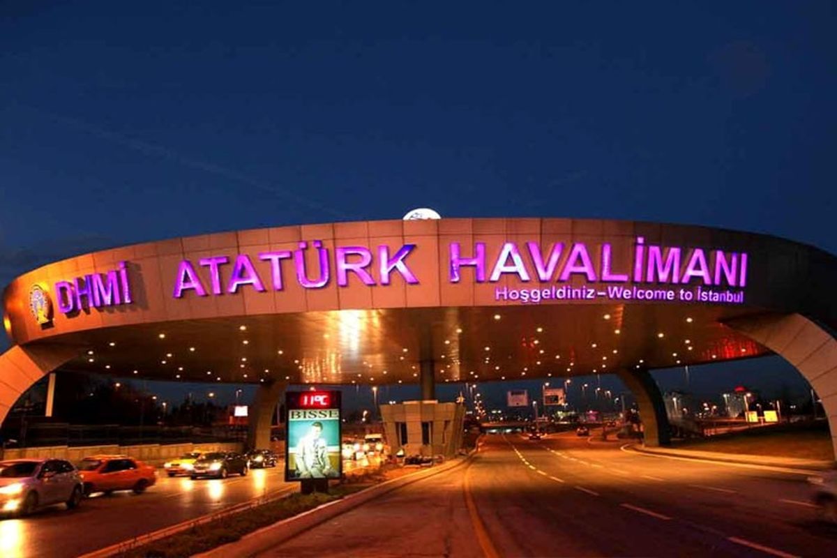 انفجار و تیراندازی در فرودگاه آتاتورک استانبول/ ۳۶کشته و ۱۴۷ زخمی/ اردوغان: این انفجارها همه جا اتفاق می افتد