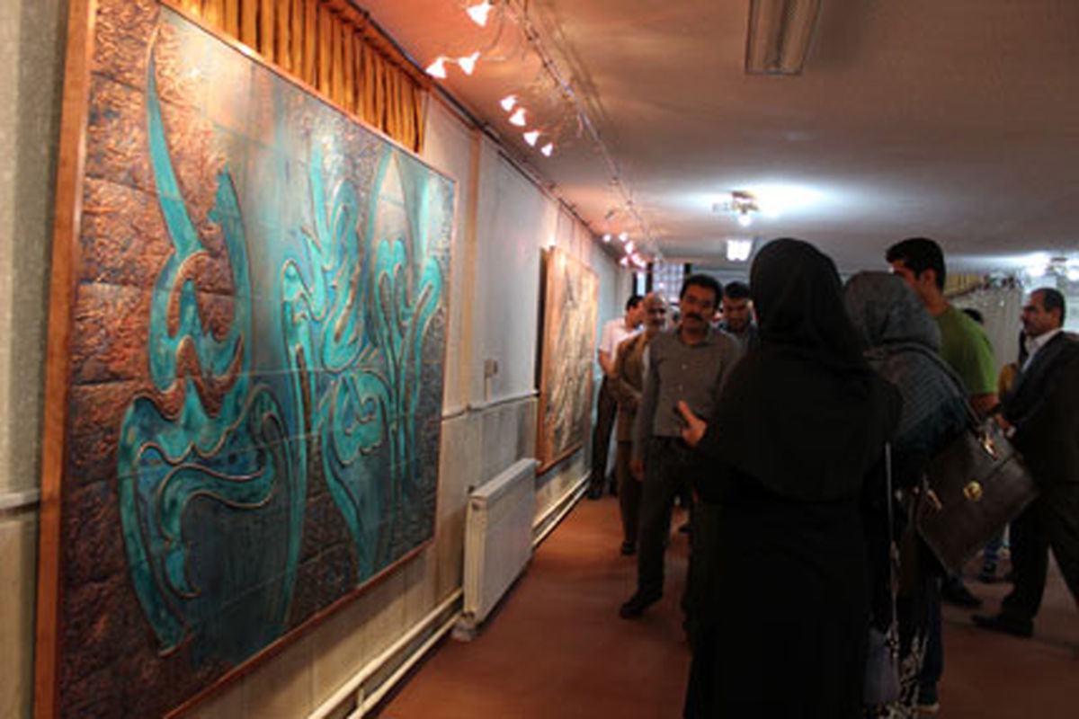 گشایش نمایشگاه نقاشی خط در شهرکرد