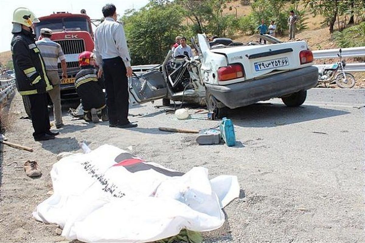مرگ ۵ مسافر در تصادف با کامیون با سواری