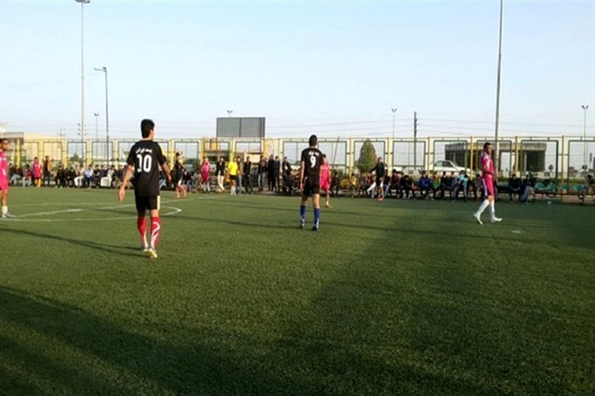 لیگ فوتبال تابستانی بخش زرآباد کنارک آغاز شد