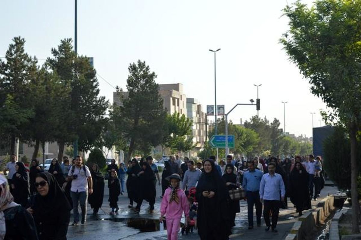 راه پیمایی بزرگ صبح و سلامتی در رباط کریم برگزار شد