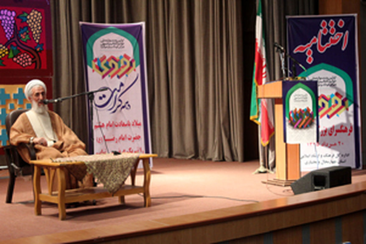 جشنواره رضوی پرچم جبهه فرهنگی را به اهتزاز درآورده است