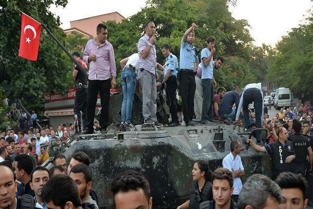 ۳۵ هزار نفر در کودتا ترکیه بازداشت شدند