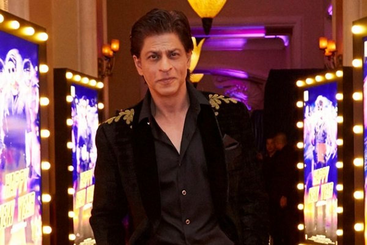 عذرخواهی سفیر آمریکا از شاهرخ خان بابت بازداشت وی