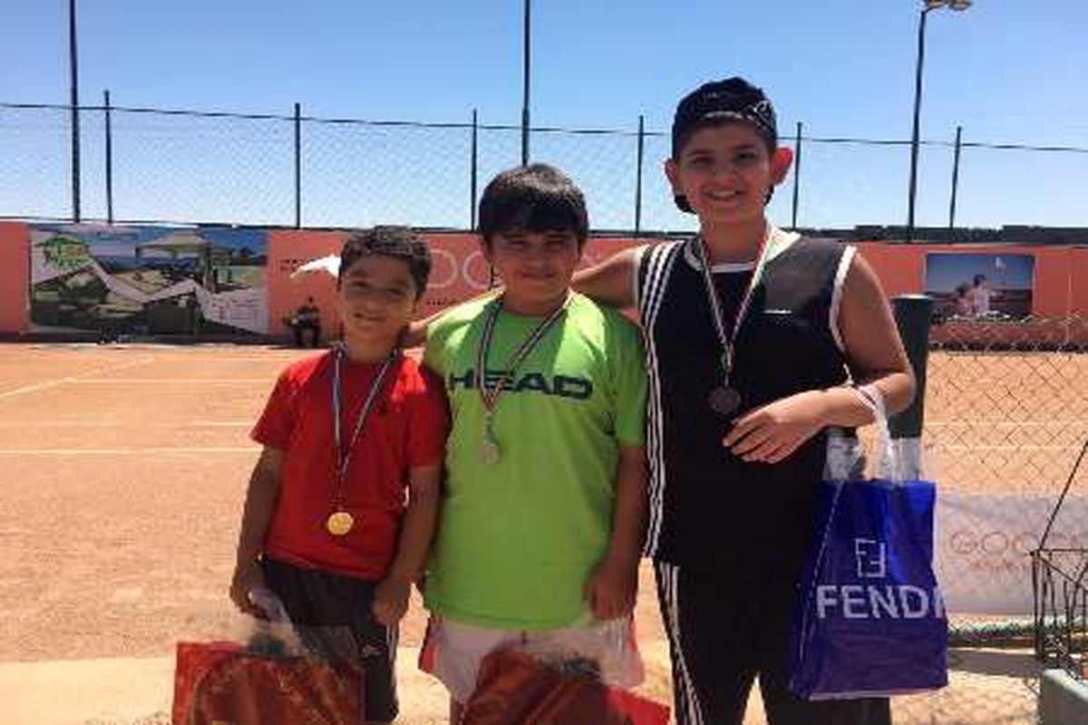 موفقیت تنیسورهای نوجوان چهارمحال و بختیاری  در مسابقات کشوری