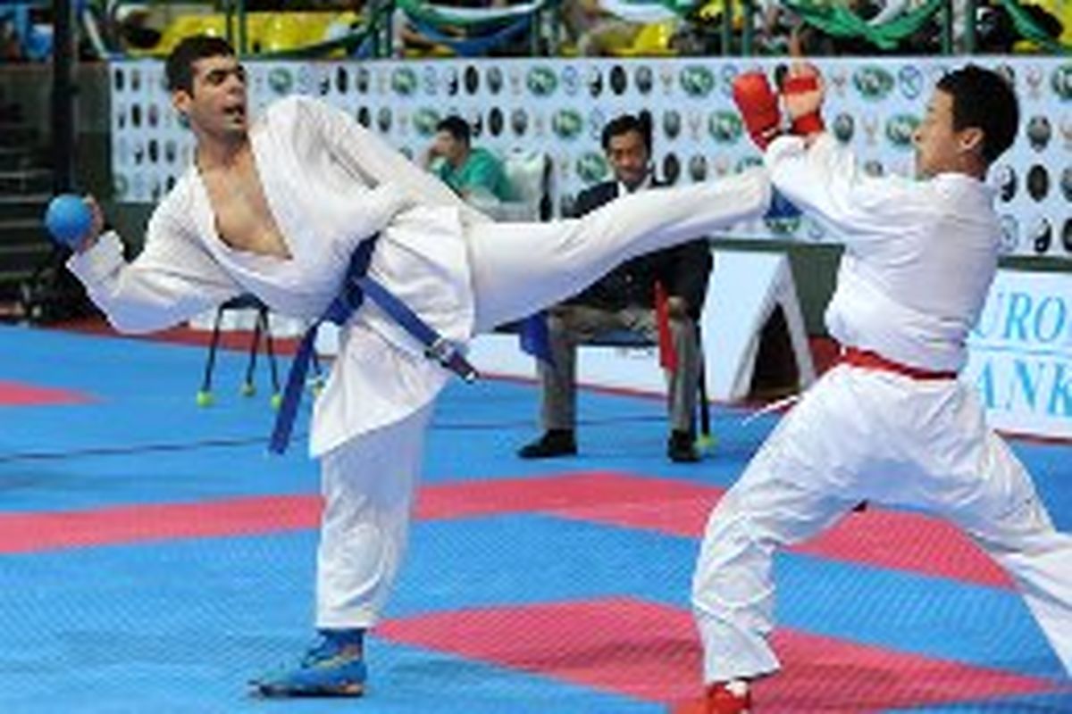 مسابقات کاراته کومیته آزاد آقایان بمناسبت سالروز بازگشت آزادگان به میهن اسلامی