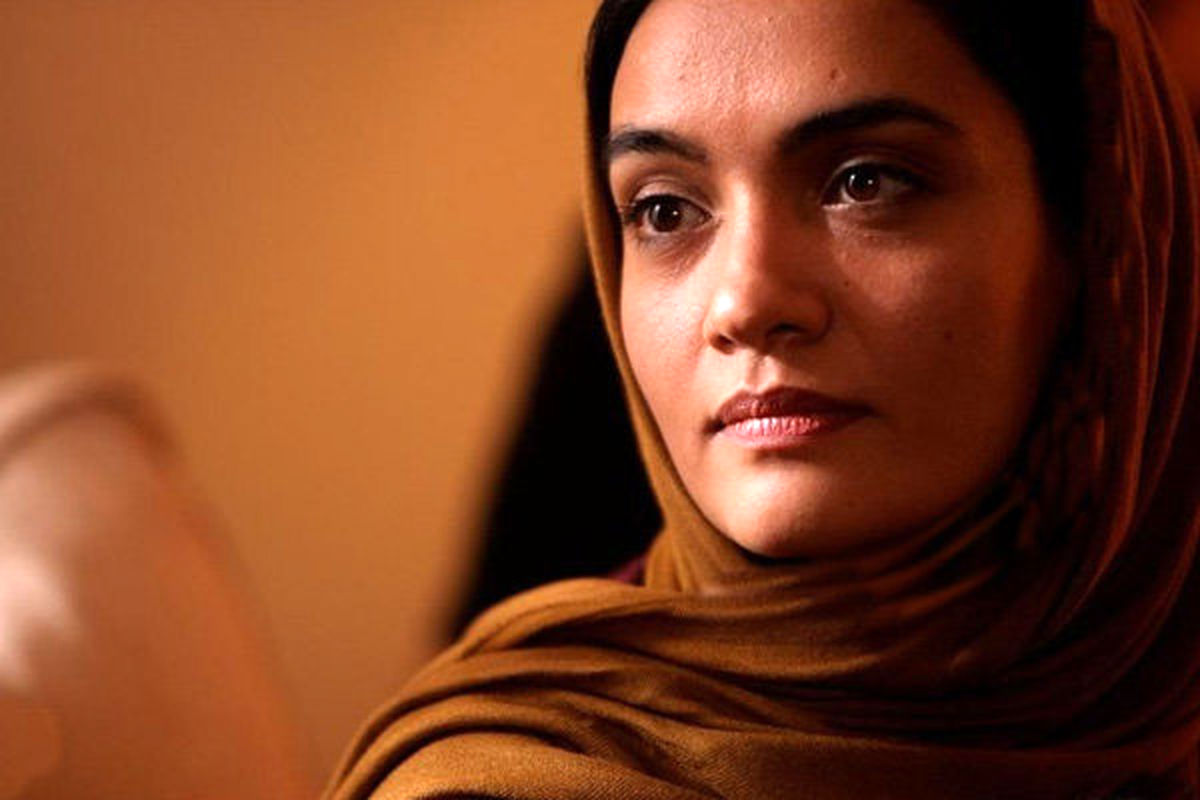 مسائل ما خیلی بزرگتر از توان مردم است