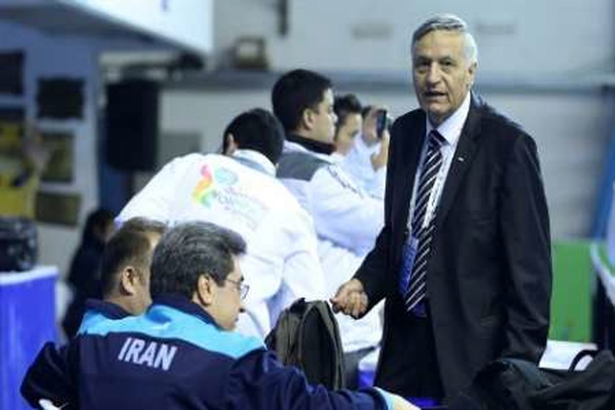 قزاقستان جانشین قطر در جام کنفدراسیون‌ها شد