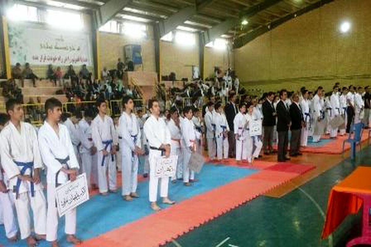 سمنان قهرمان مسابقات کشوری کاراته شیتوریو شوبوکان شد