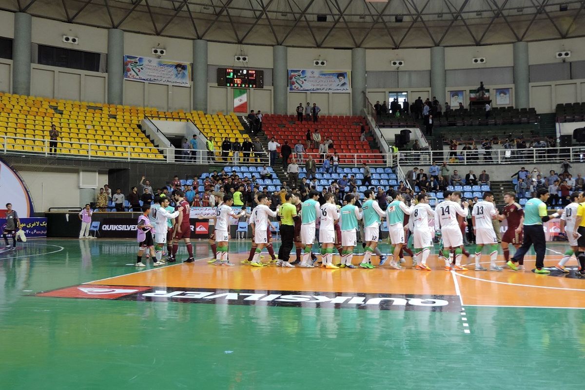 سالنی بازان ایران برای دیدار با اسپانیا آماده می‌شوند